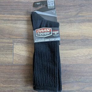Darn Tough Vermont Men's Black Athletic Socks
